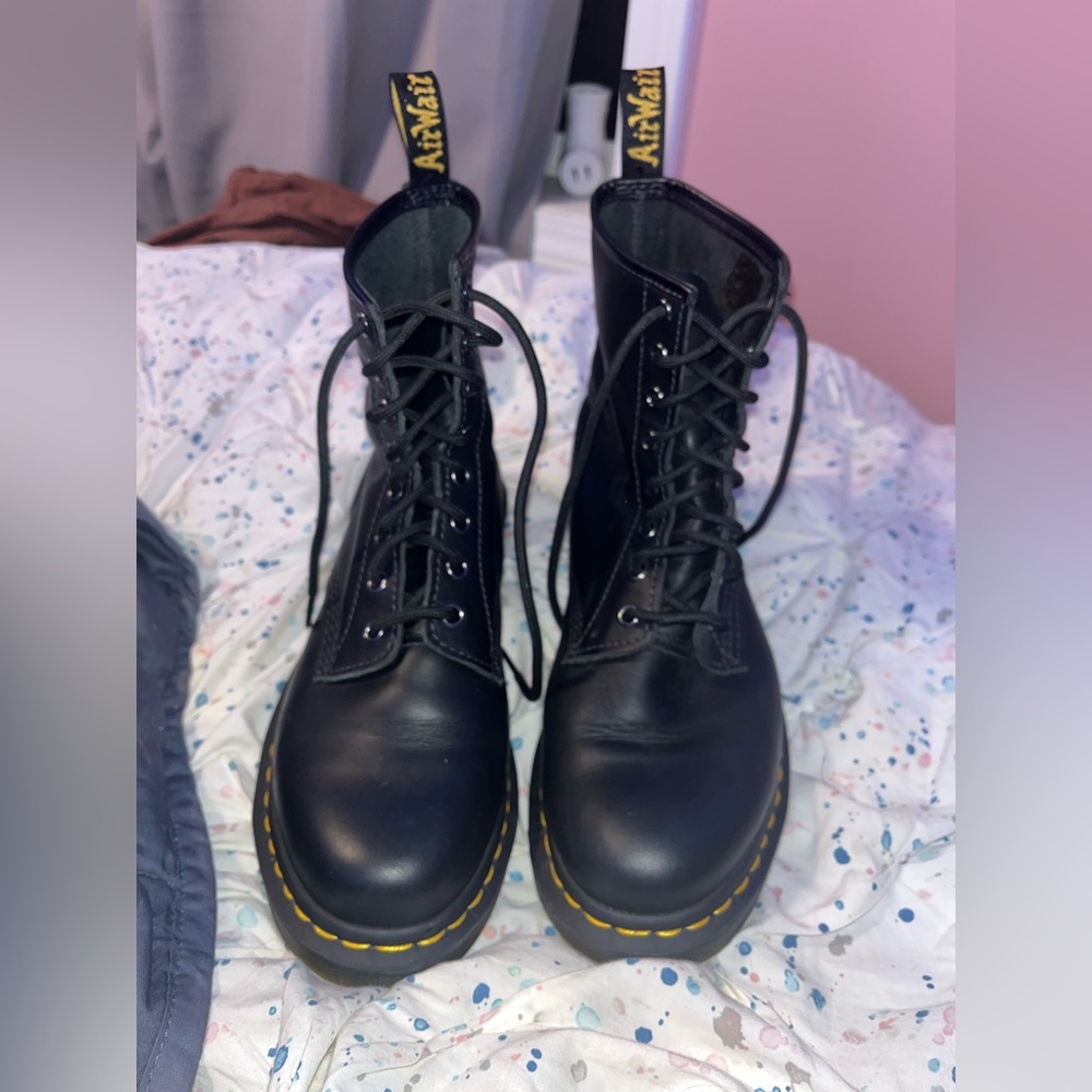 Dr. Martens 1460 Womens black leather boots